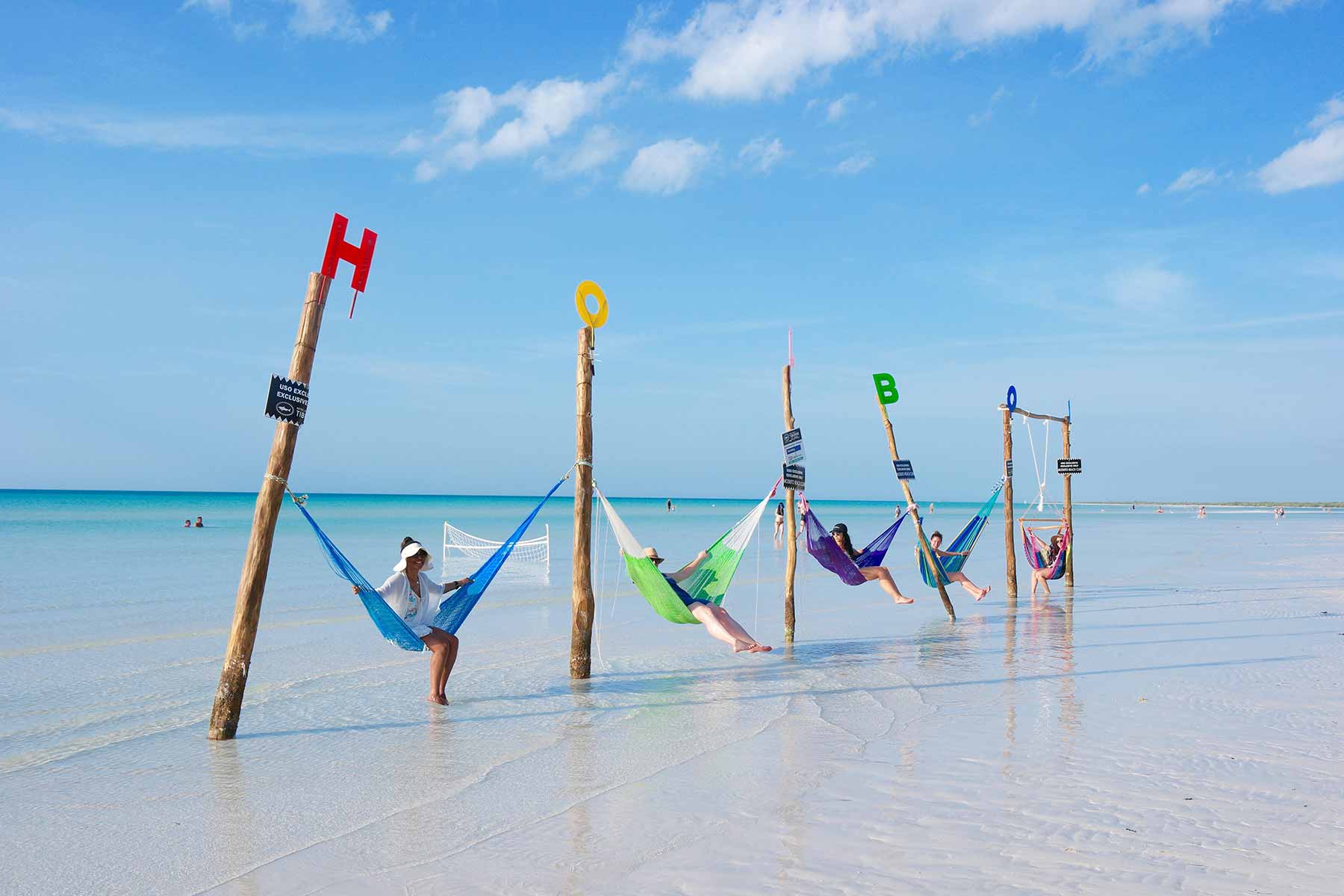 Amacas en la Playa de Isla Holbox