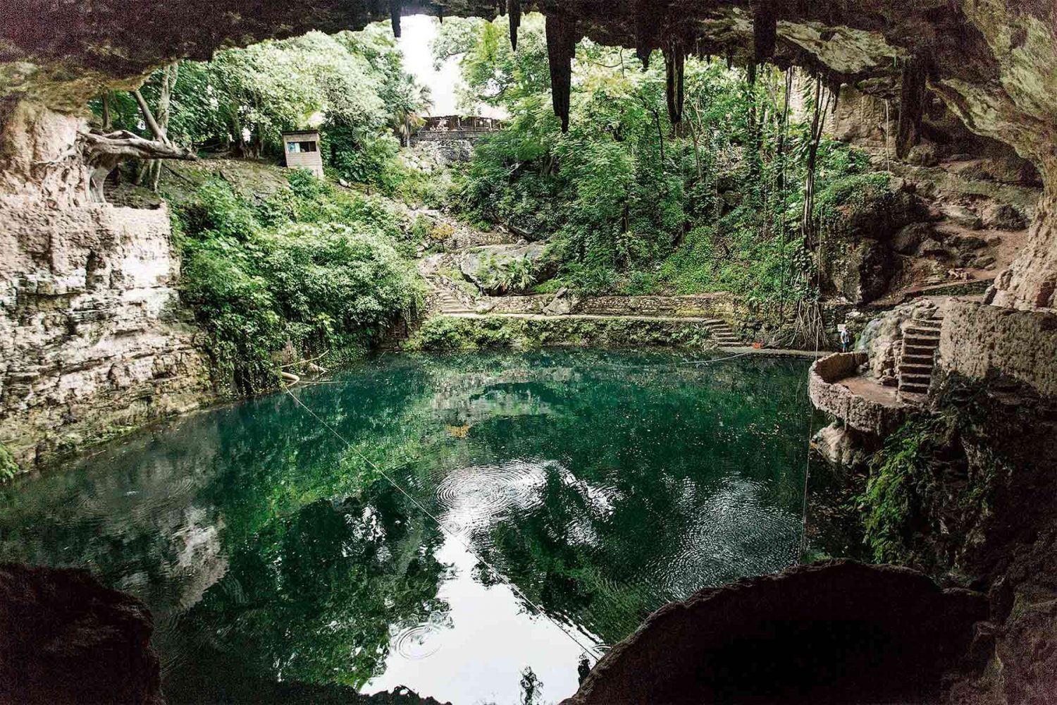 Cenote Sagrado Maya