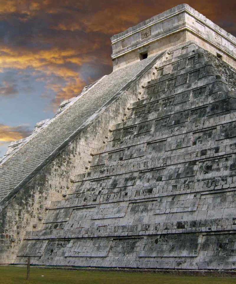 El Castillo, piramide principal de Chichen itza