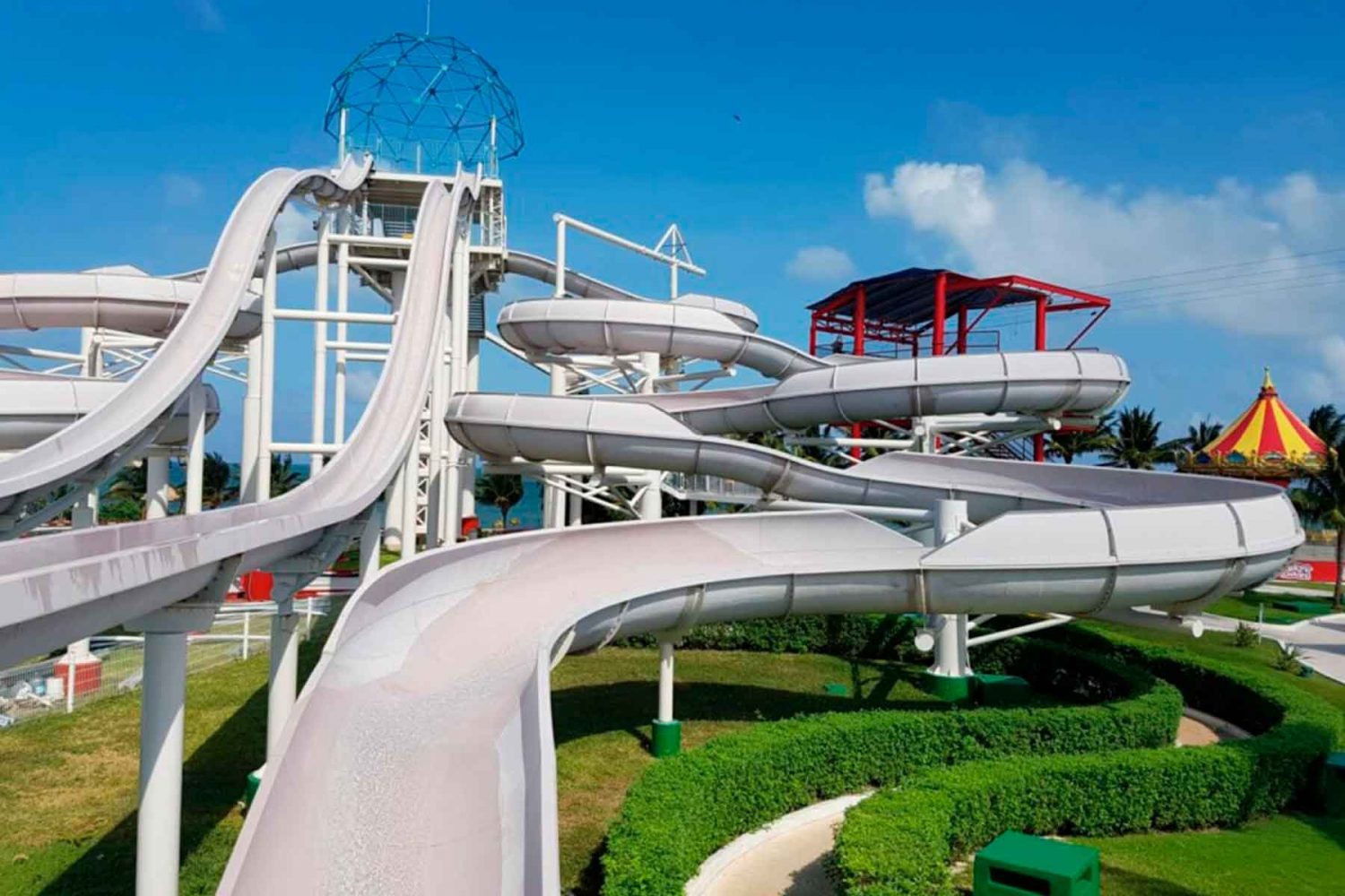 Toboganes en Ventura Park