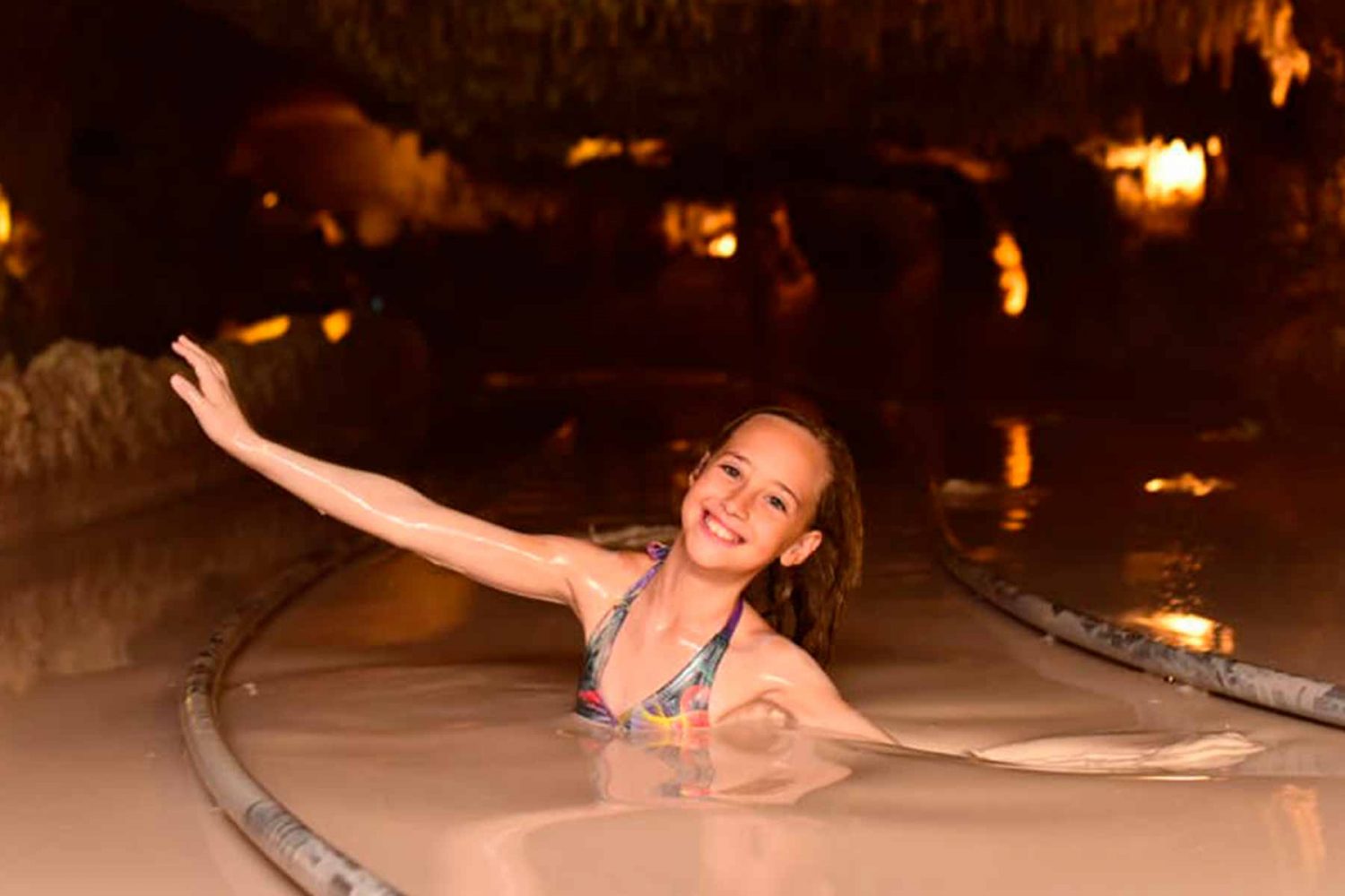 Niña en el spa de lodorama